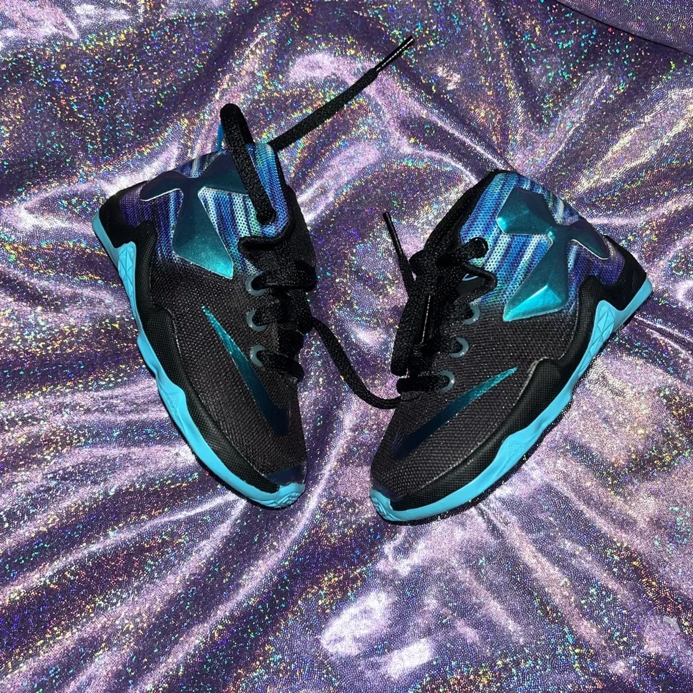 Nike LeBron 13 Black/White-Heritage Cyan-Bright Blue-Persian